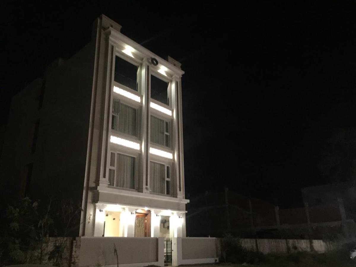 Hotel Lotus Grand Akm Kālka Exterior foto